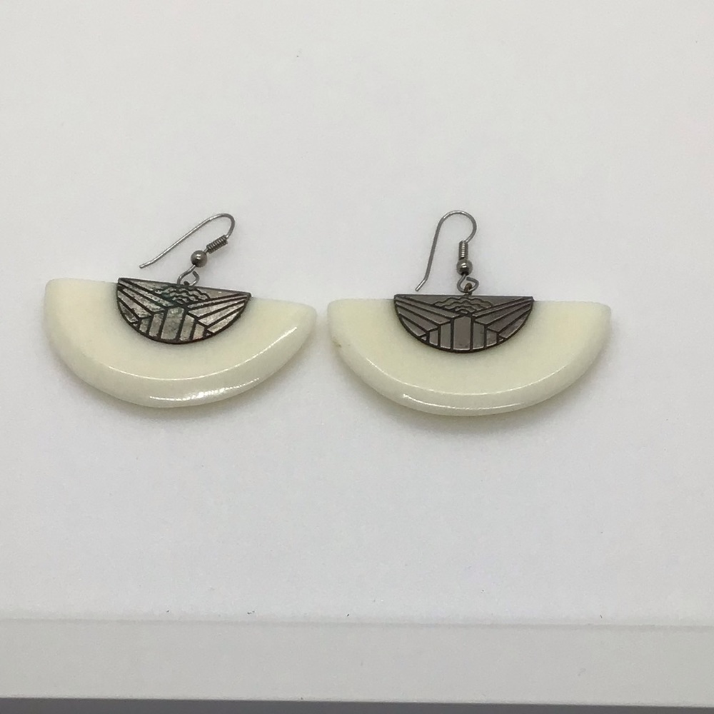 Earring